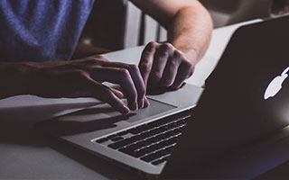 一条“国产黑料”的转发，让我明白了点开也可能被追踪。希望你看到时还来得及。